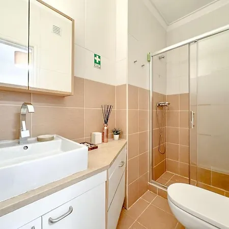 Pascoal De Melo Flat By Homeful Homes Lisboa