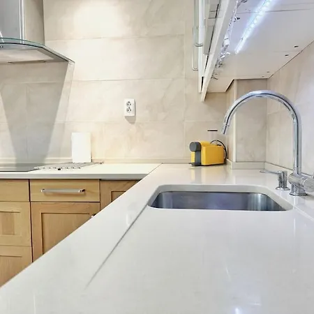 Pascoal De Melo Flat By Homeful Homes *